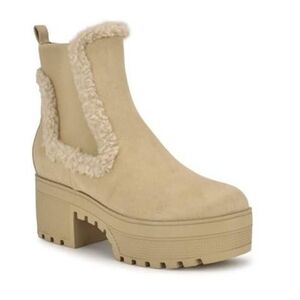 Nine West Women's Tan Ankle Boots